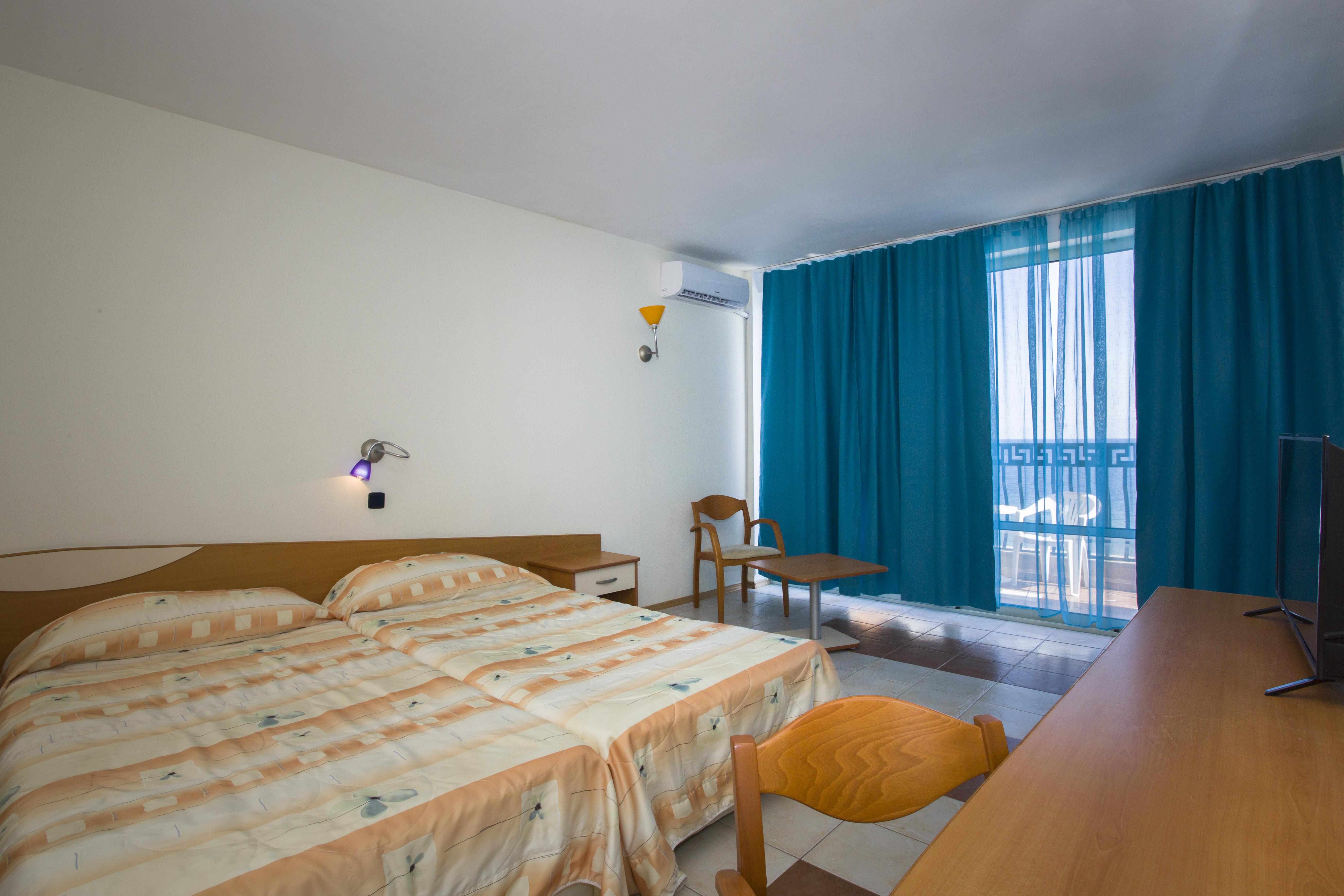 Royal Bay Hotel Elenite Bagian luar foto