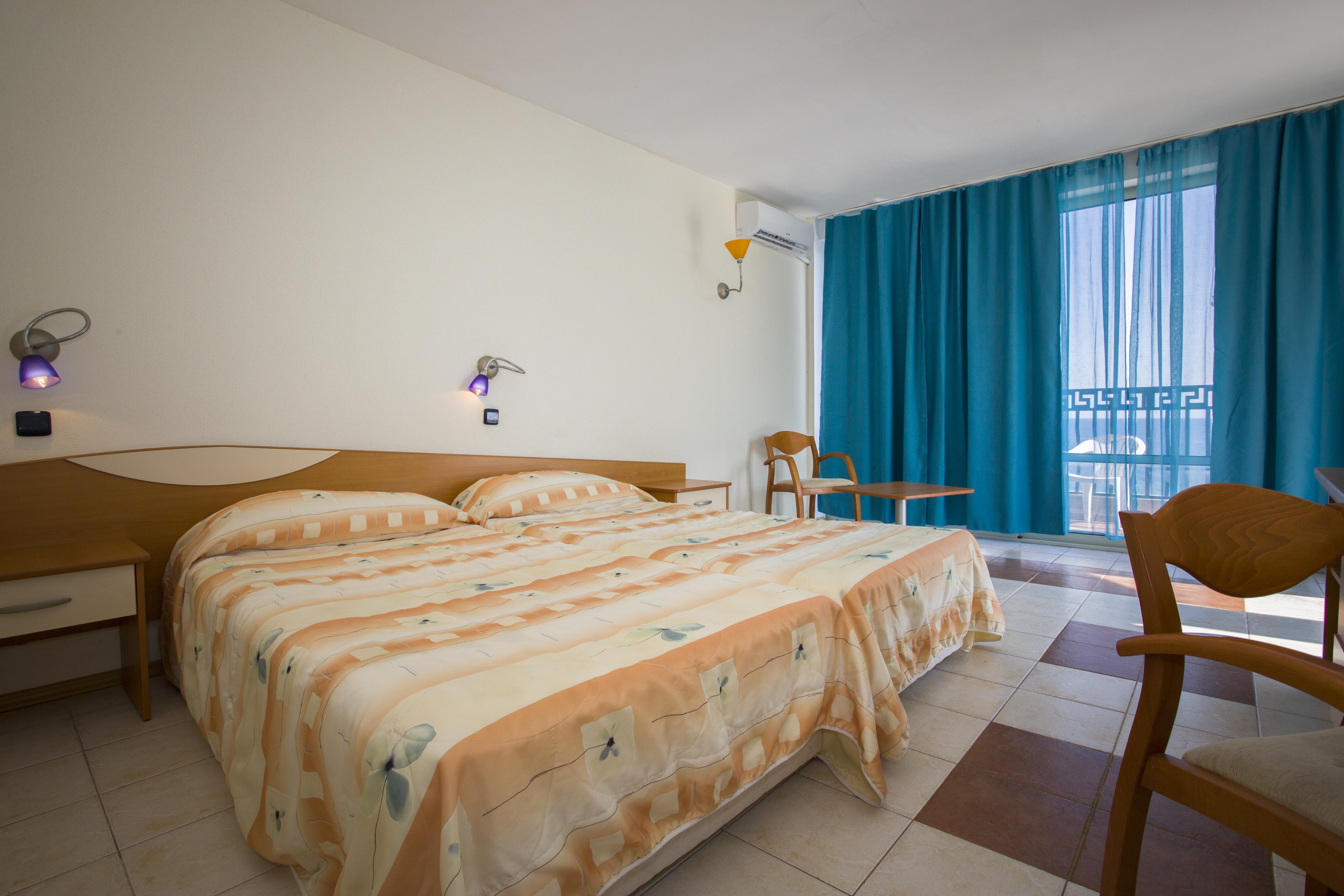Royal Bay Hotel Elenite Bagian luar foto